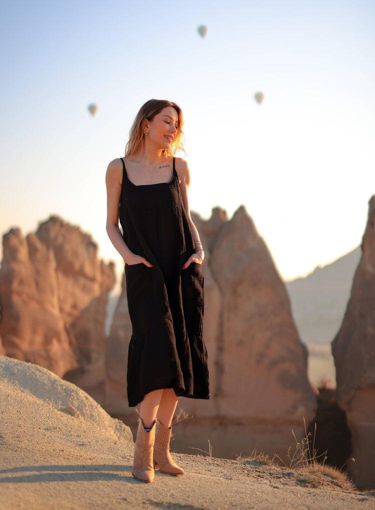 Loomist Double Gauze Black Strap Midi Dress Dresses Moa