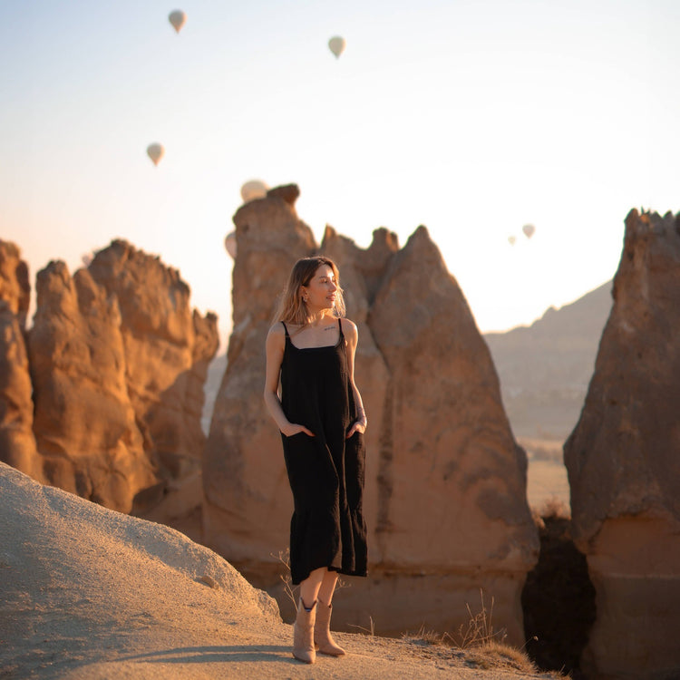 Loomist Double Gauze Black Strap Midi Dress Dresses Moa