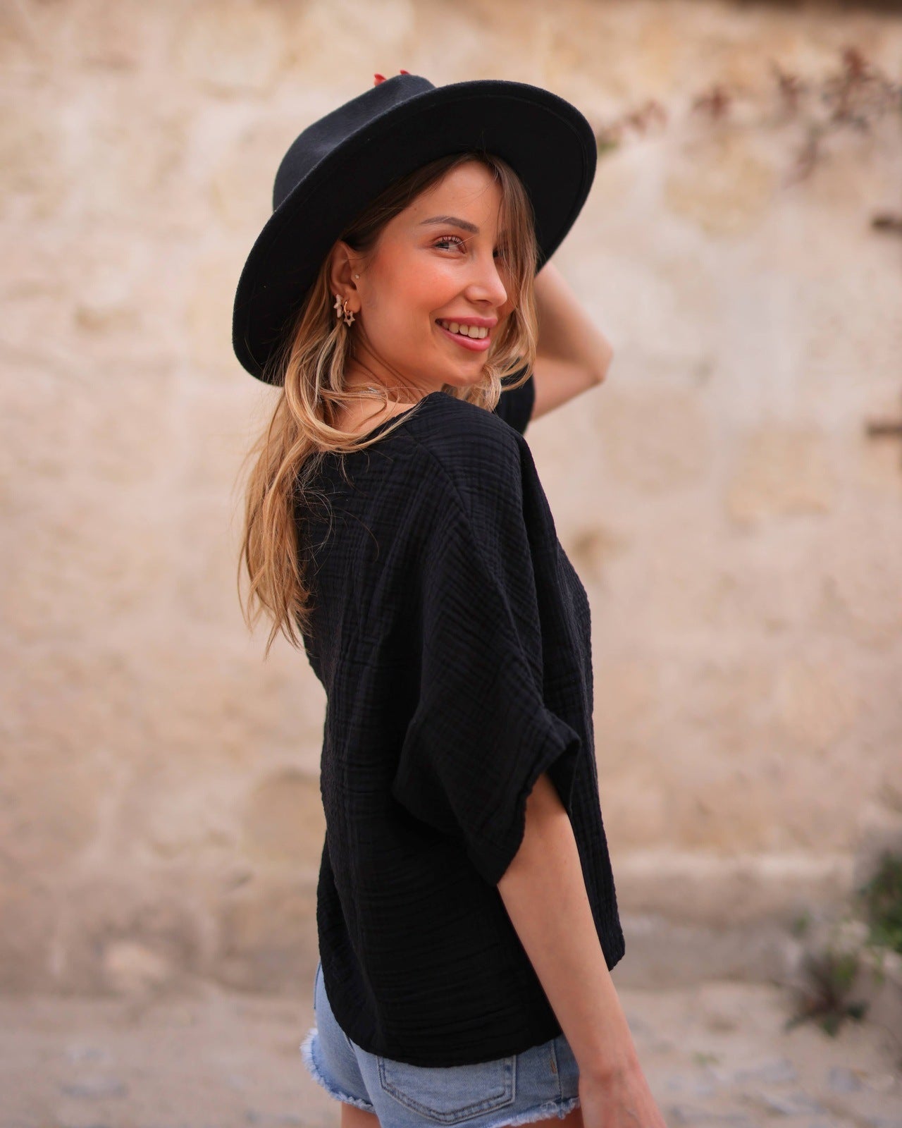 Black Double Gauze Muslin Cotton V-Neck Top Tops Moa