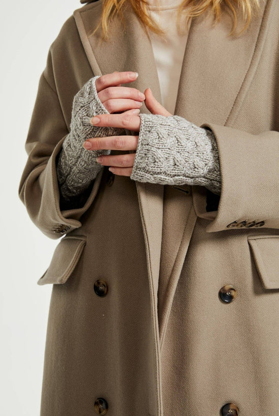 Rosmore Aran Fingerless Mittens - Oat Aran Woollen Mills