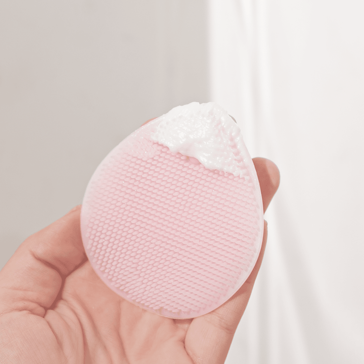 The Cleansing Mitt Cleansers Midnight Paloma